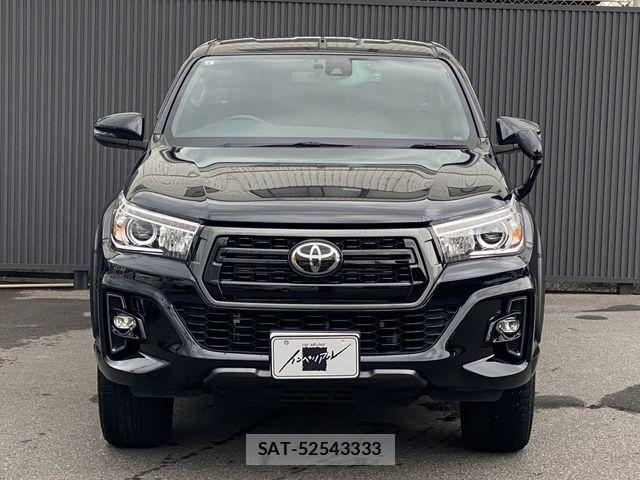 Toyota HILUX 2019-08 7724065-3