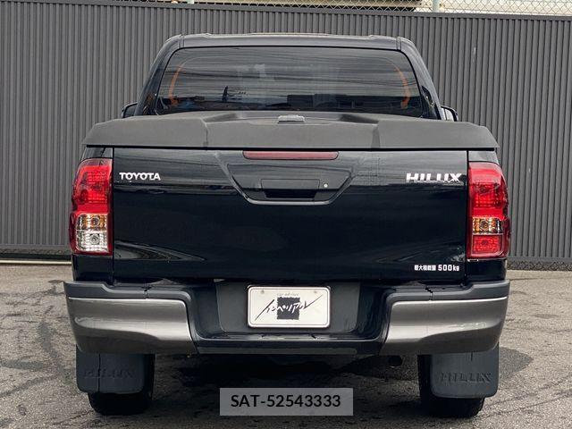 Toyota HILUX 2019-08 7724065-4