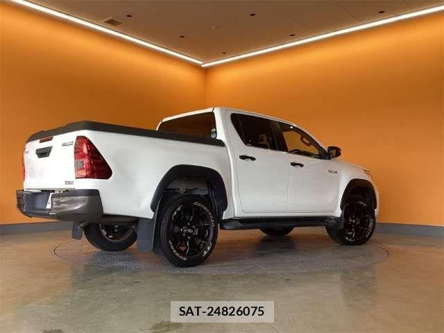 Toyota HILUX 2019-05 7724064-10