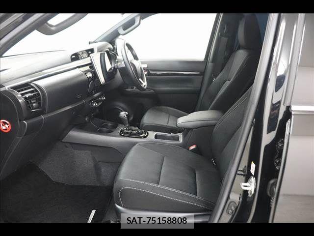 Toyota HILUX 2019-11 7724063-11