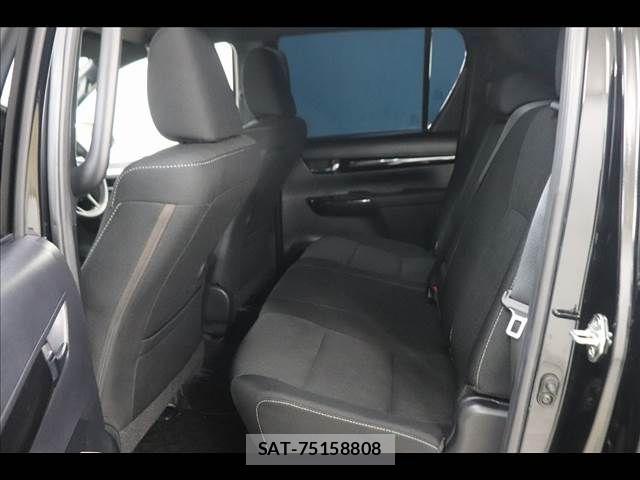 Toyota HILUX 2019-11 7724063-12