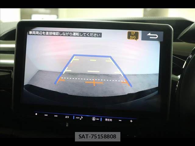 Toyota HILUX 2019-11 7724063-2