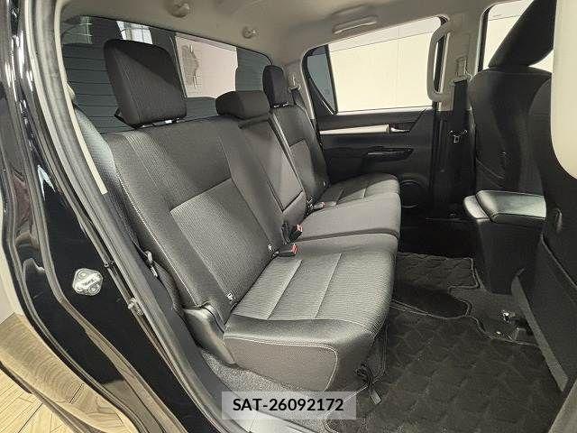 Toyota HILUX 2024-01 7724056-5