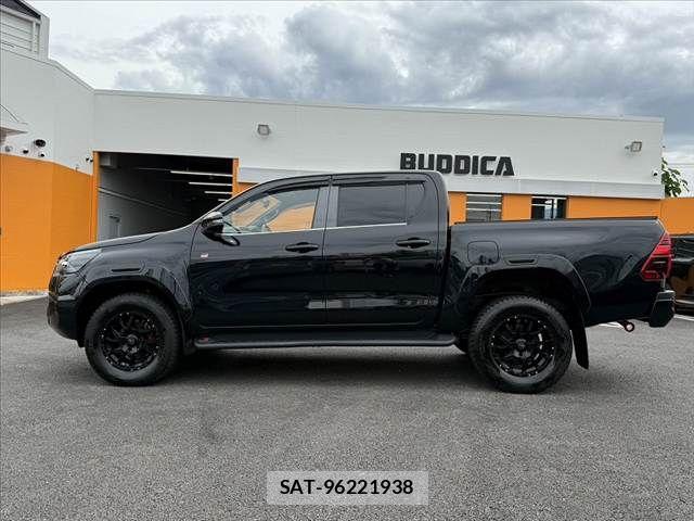 Toyota HILUX 2022-10 7724060-11