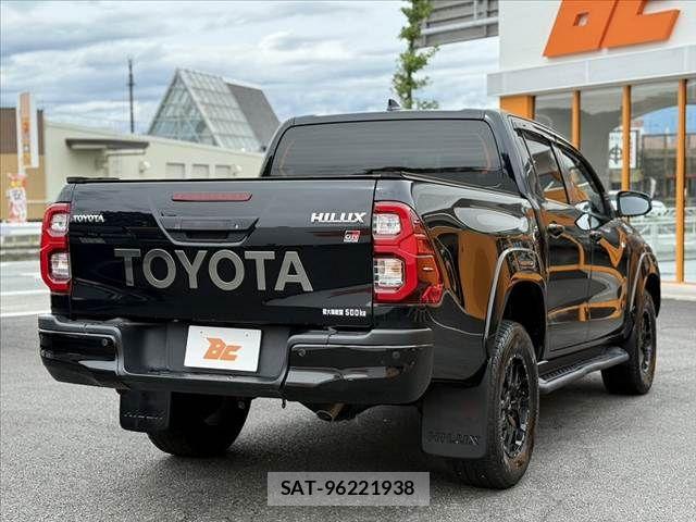 Toyota HILUX 2022-10 7724060-12