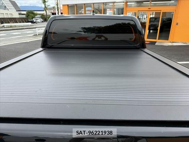 Toyota HILUX 2022-10 7724060-20