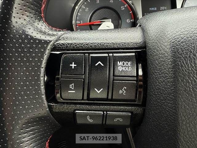 Toyota HILUX 2022-10 7724060-25