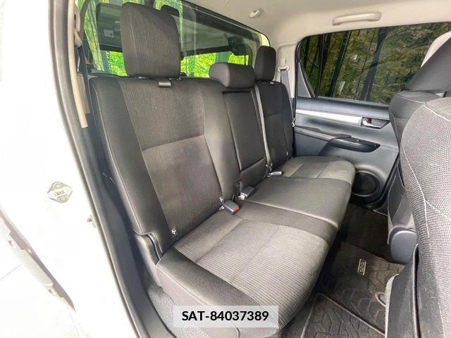 Toyota HILUX 2021-07 7785544-9