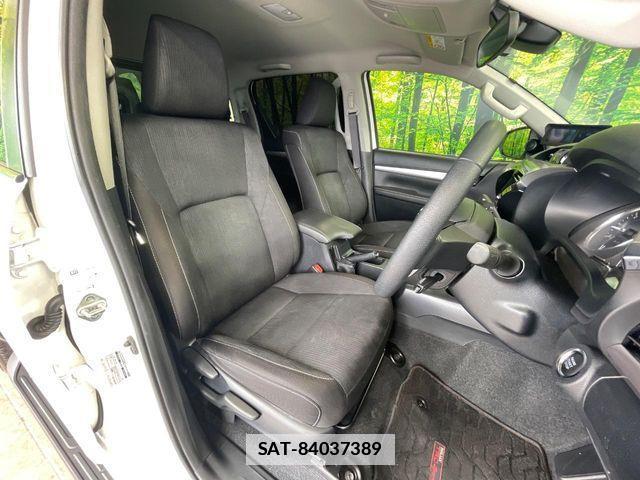 Toyota HILUX 2021-07 7785544-8