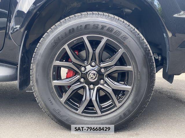 Toyota HILUX 2024-07 7785552-26