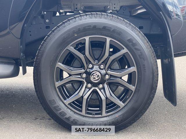 Toyota HILUX 2024-07 7785552-28