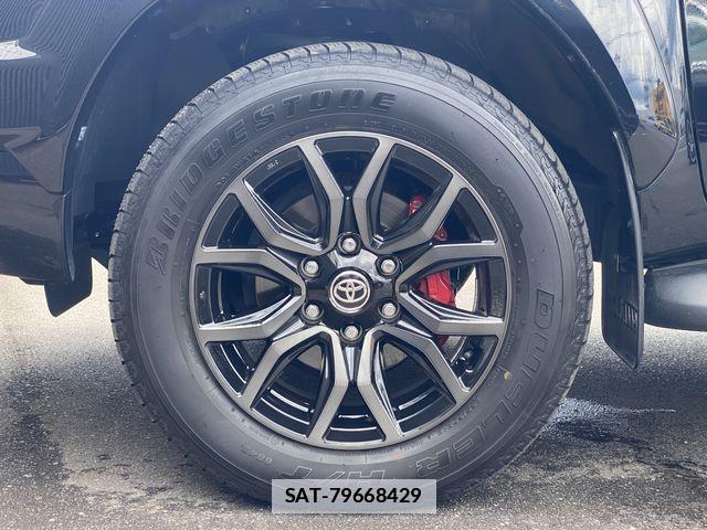 Toyota HILUX 2024-07 7785552-29