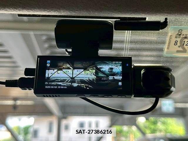 Toyota HILUX 2021-12 7785543-13