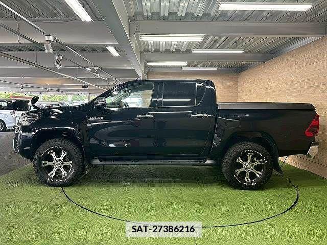 Toyota HILUX 2021-12 7785543-19
