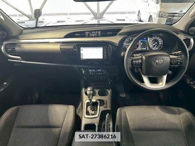 Toyota HILUX 2021-12 7785543-2