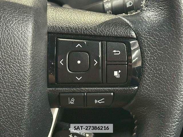 Toyota HILUX 2021-12 7785543-6
