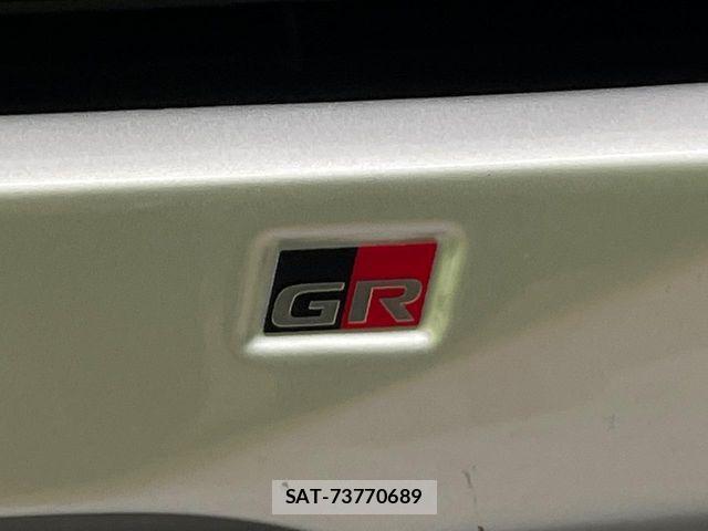 Toyota HILUX 2024-07 7785545-2