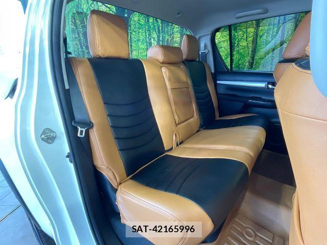 Toyota HILUX 2018-01 7785533-9