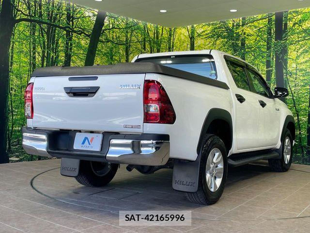 Toyota HILUX 2018-01 7785533-17