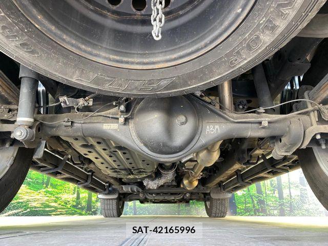 Toyota HILUX 2018-01 7785533-19