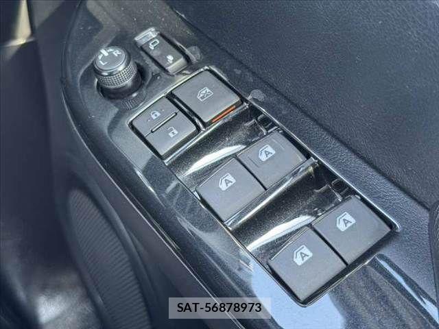 Toyota HILUX 2020-07 7785541-25