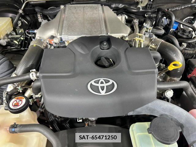 Toyota HILUX 2024-03 7876829-17