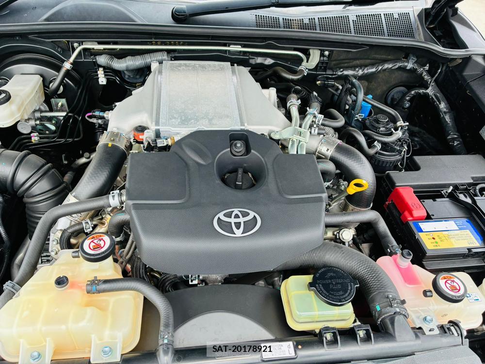 Toyota HILUX 2020-10 7020604-36