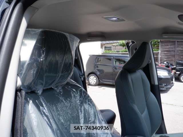Toyota HILUX 2026-06 7876823-9