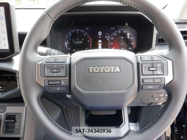 Toyota HILUX 2026-06 7876823-15