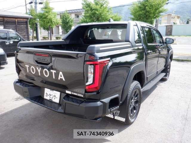 Toyota HILUX 2026-06 7876823-3
