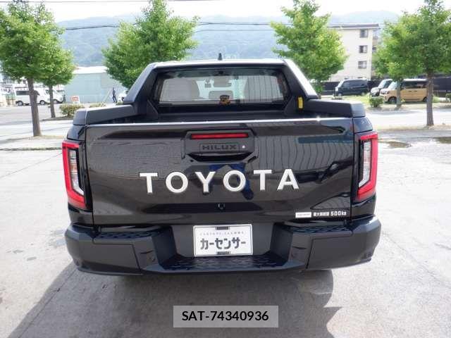 Toyota HILUX 2026-06 7876823-4