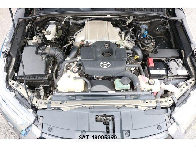 Toyota HILUX 2023-01 7876832-18