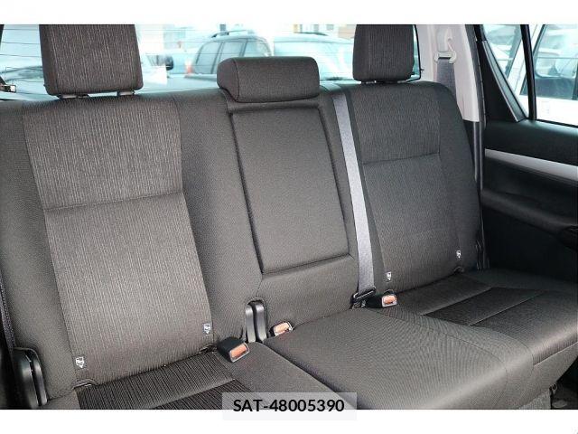 Toyota HILUX 2023-01 7876832-6