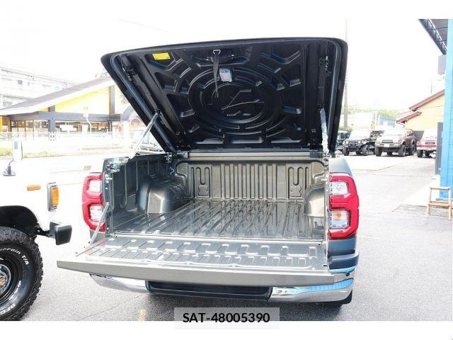 Toyota HILUX 2023-01 7876832-7