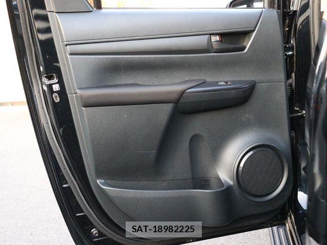 Toyota HILUX 2021-01 7876830-13