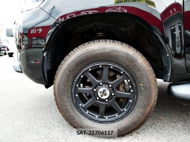 Toyota HILUX 2020-09 7876831-11