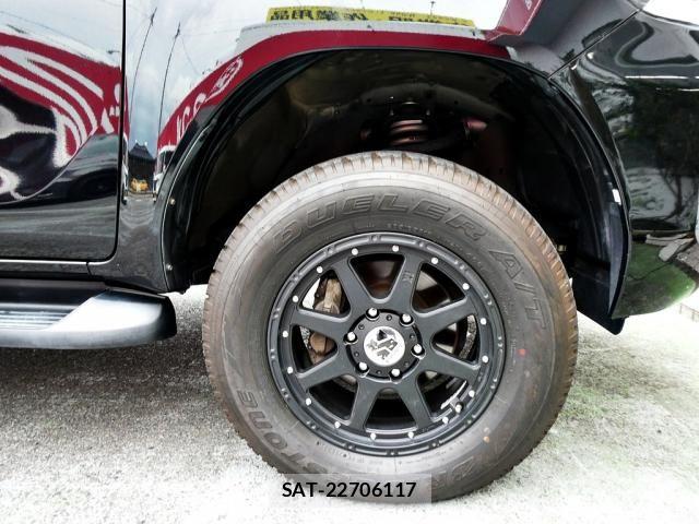 Toyota HILUX 2020-09 7876831-22