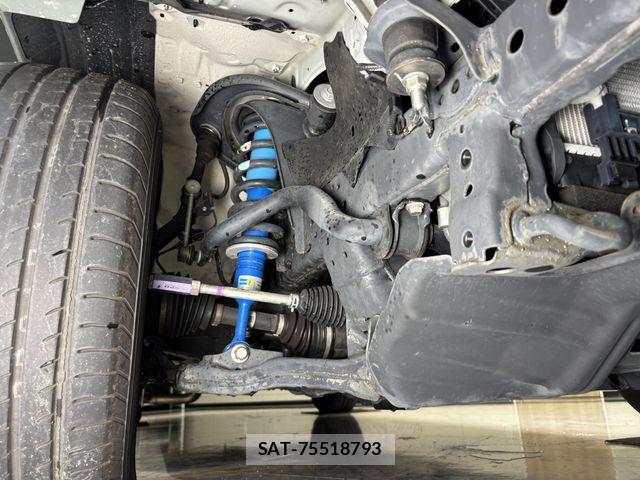 Toyota HILUX 2022-08 7876826-21