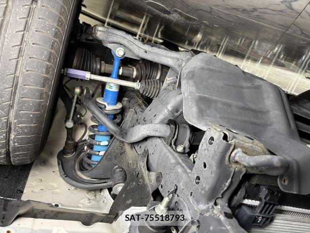 Toyota HILUX 2022-08 7876826-22