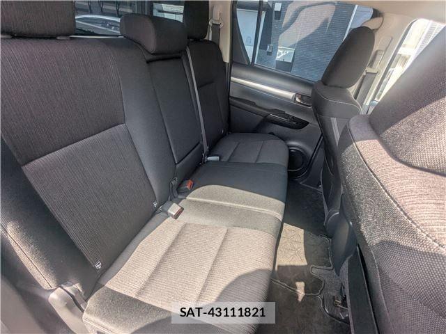 Toyota HILUX 2018-05 7876838-13