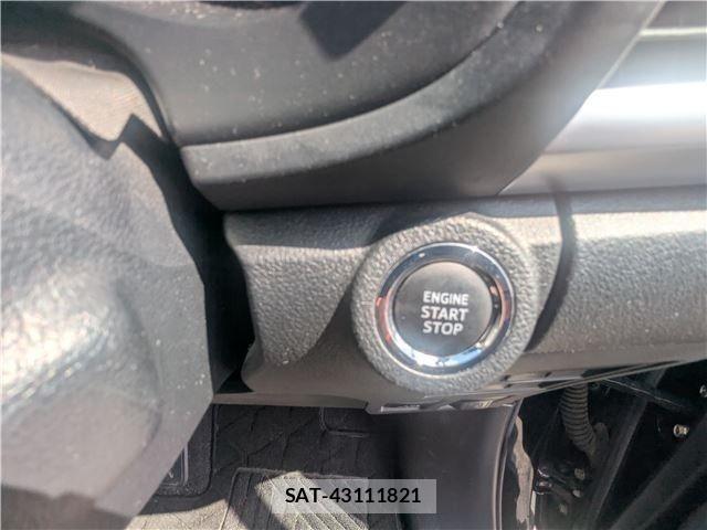 Toyota HILUX 2018-05 7876838-17