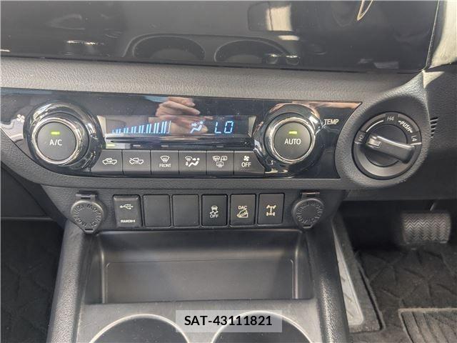 Toyota HILUX 2018-05 7876838-19