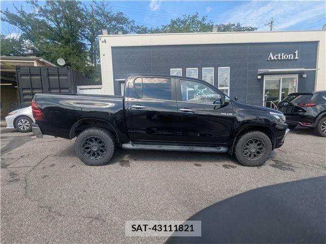 Toyota HILUX 2018-05 7876838-5