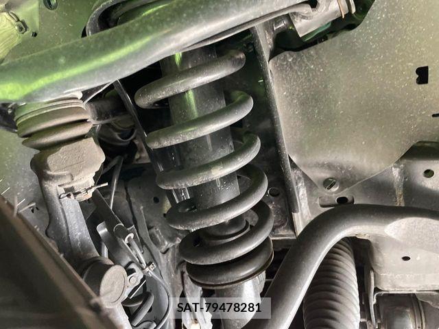 Toyota HILUX 2021-02 7902710-19