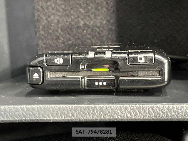 Toyota HILUX 2021-02 7902710-4