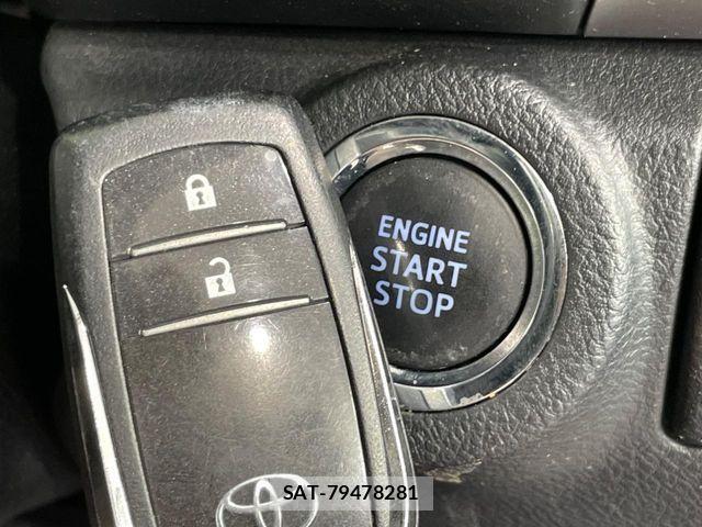 Toyota HILUX 2021-02 7902710-6