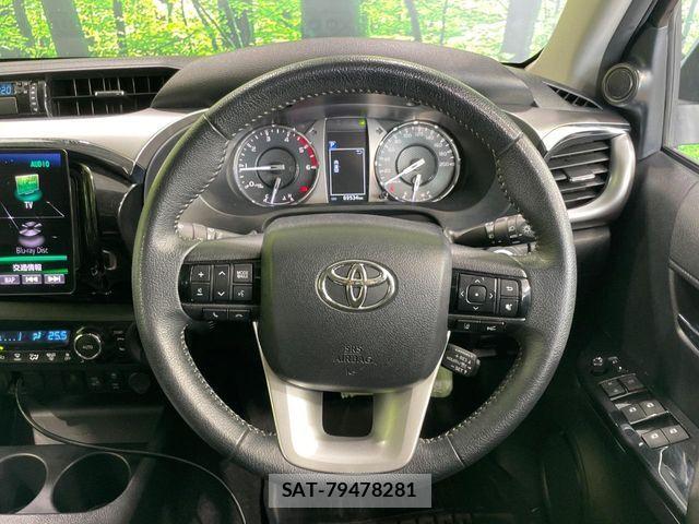 Toyota HILUX 2021-02 7902710-7