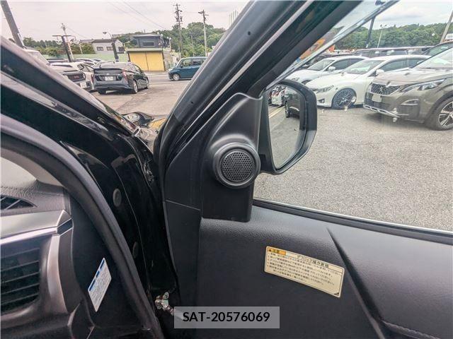 Toyota HILUX 2018-06 7902712-28