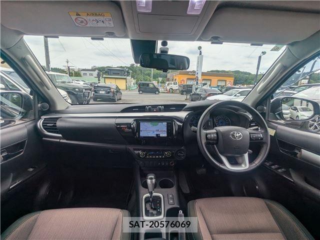 Toyota HILUX 2018-06 7902712-2