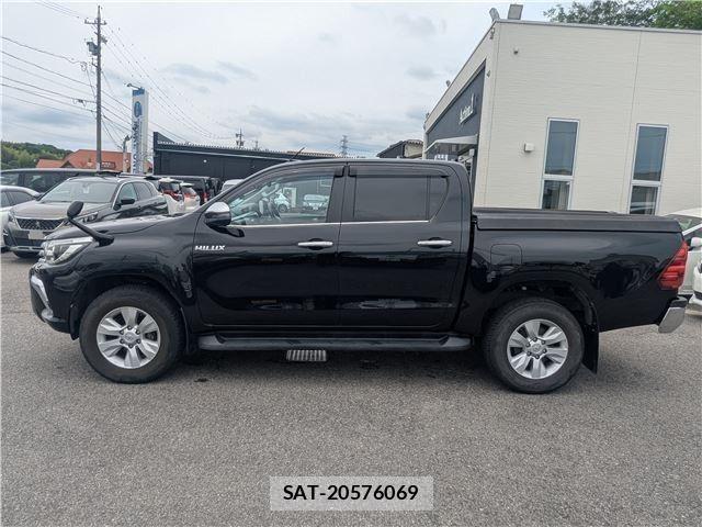 Toyota HILUX 2018-06 7902712-6